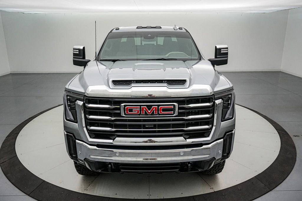 Used 2025 GMC Sierra 2500 SLT w/ SLT Premium Package image 9