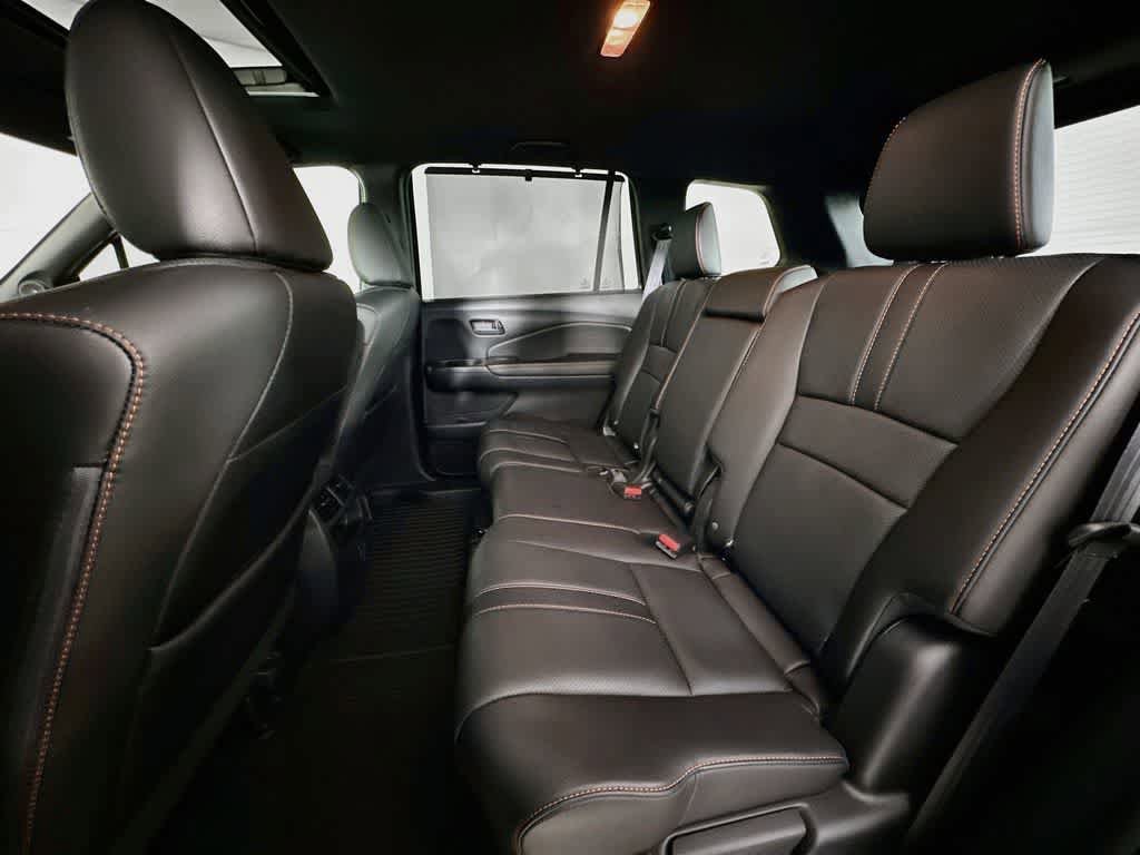Used 2023 Honda Passport TrailSport image 14