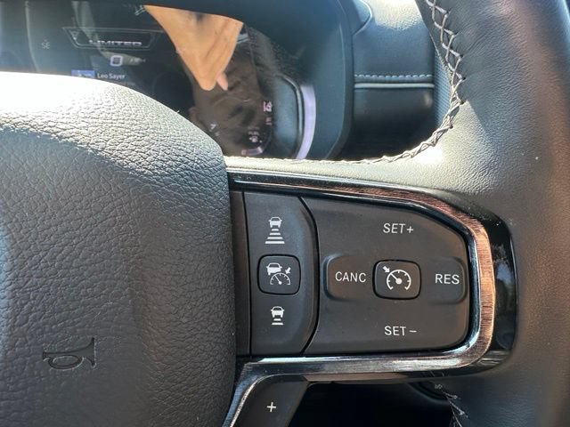Used 2023 RAM 1500 Limited AWD/4WD image 16