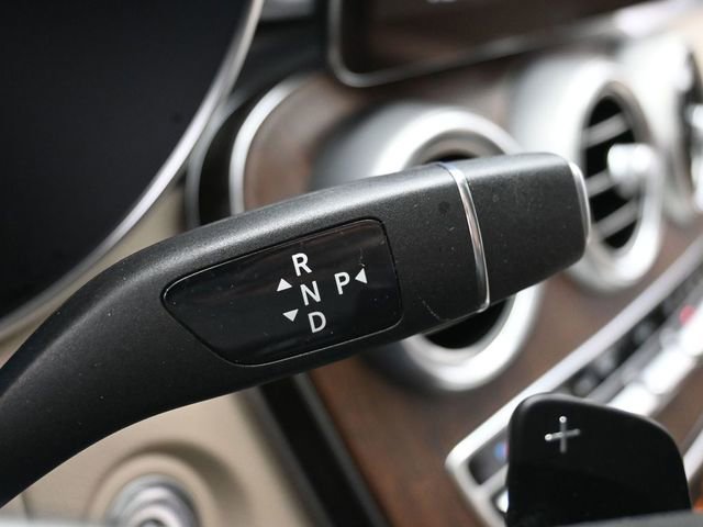 Used 2021 Mercedes-Benz GLC 300 4MATIC image 22