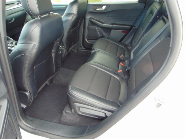 Certified 2026 Ford Escape SE FWD image 21
