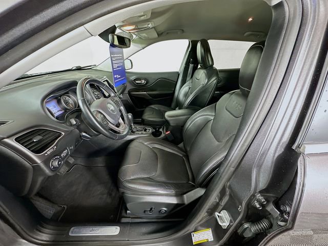 Used 2020 Jeep Cherokee Limited image 28