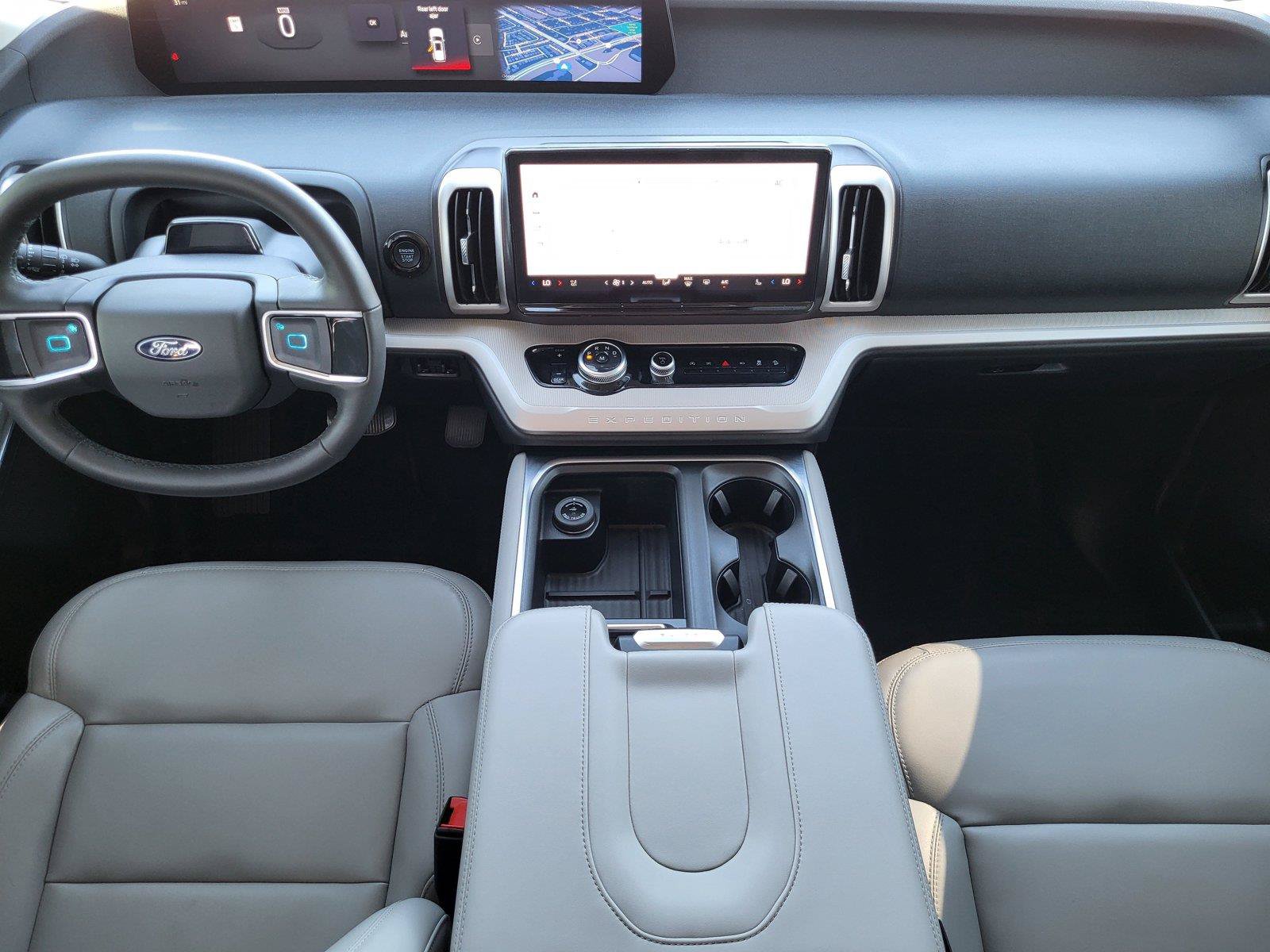 Certified 2026 Ford Expedition Active AWD/4WD image 19