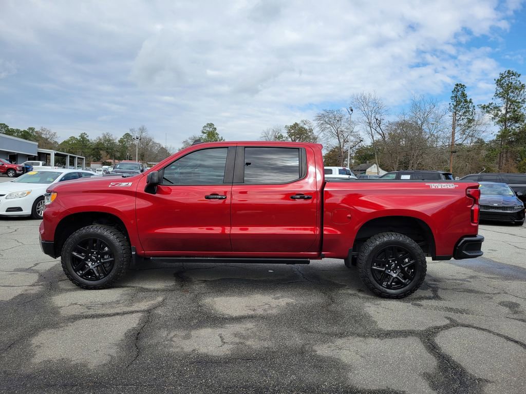 Used 2023 Chevrolet Silverado 1500 LT Trail Boss w/ Convenience Package II image 3