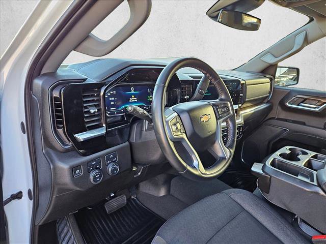 Used 2023 Chevrolet Silverado 1500 LT image 9