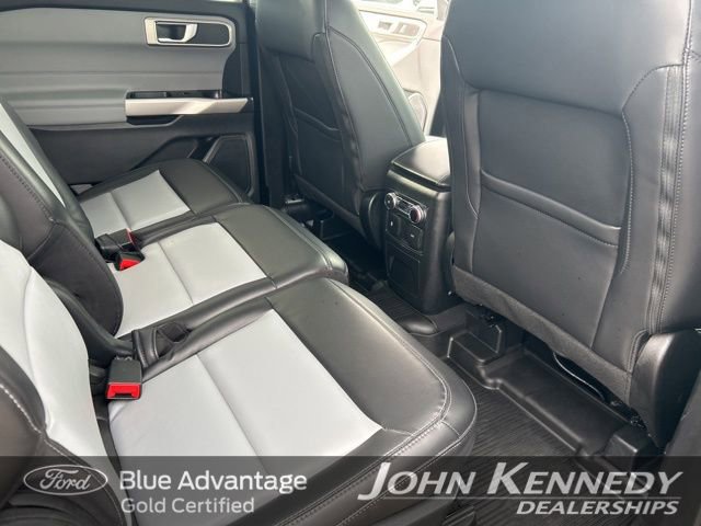 Certified 2022 Ford Explorer XLT w/ Equipment Group 202A image 37