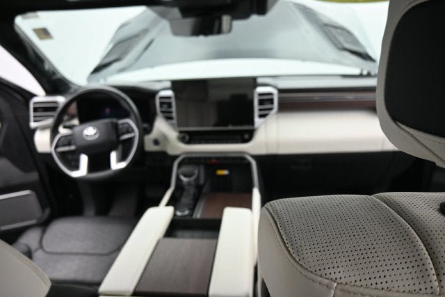Used 2024 Toyota Tundra Capstone AWD/4WD image 21