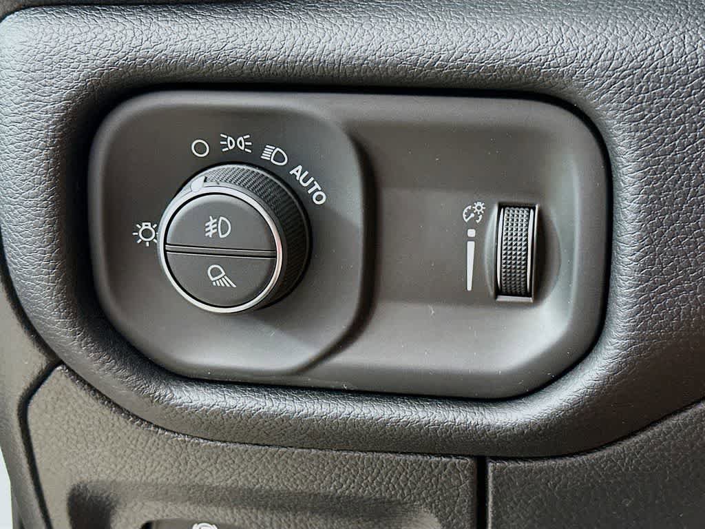 Used 2021 RAM 1500 Big Horn AWD/4WD image 27