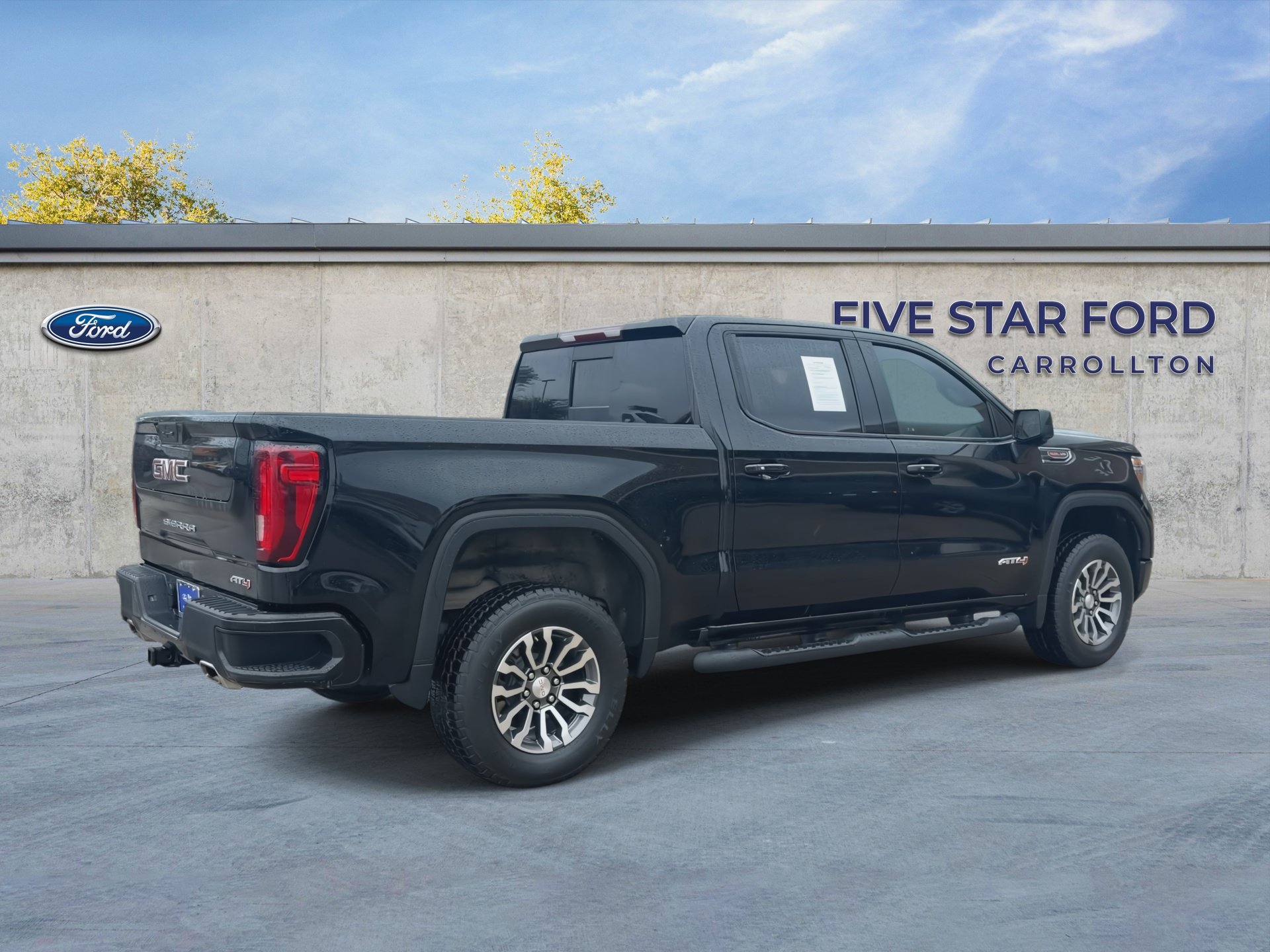 Used 2022 GMC Sierra 1500 AT4 w/ AT4 Preferred Package AWD/4WD image 8