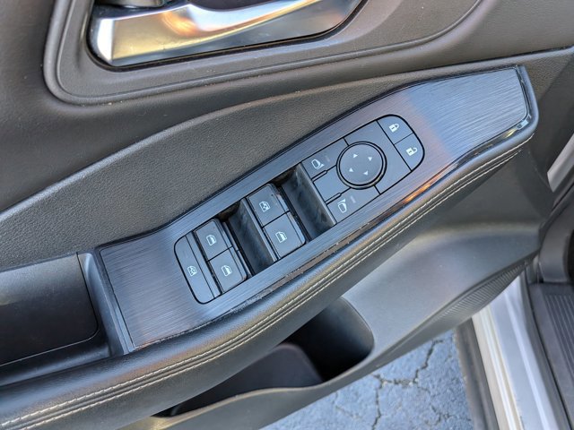 Used 2024 Nissan Rogue SV image 14