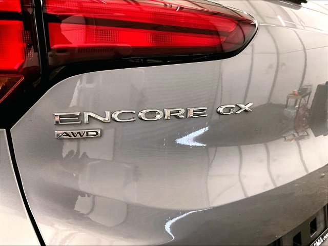 Used 2023 Buick Encore GX Preferred w/ Cold Weather Comfort Package AWD/4WD image 13