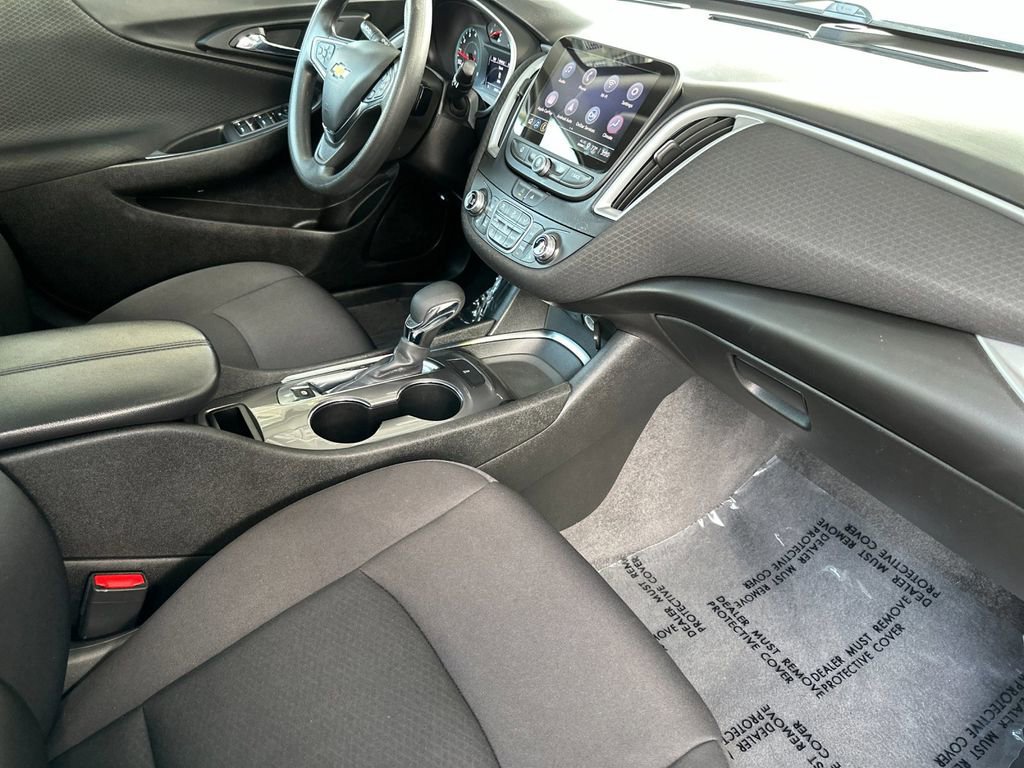 Used 2023 Chevrolet Malibu LT image 14