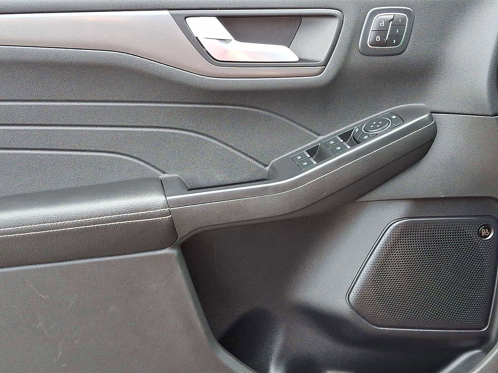 Certified 2023 Ford Escape Active w/ Tech Pack #2 image 12