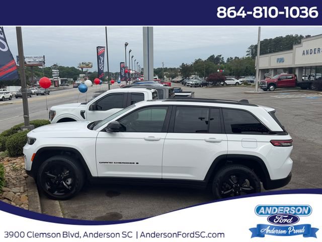 Used 2024 Jeep Grand Cherokee Limited w/ Luxury Tech Group II
