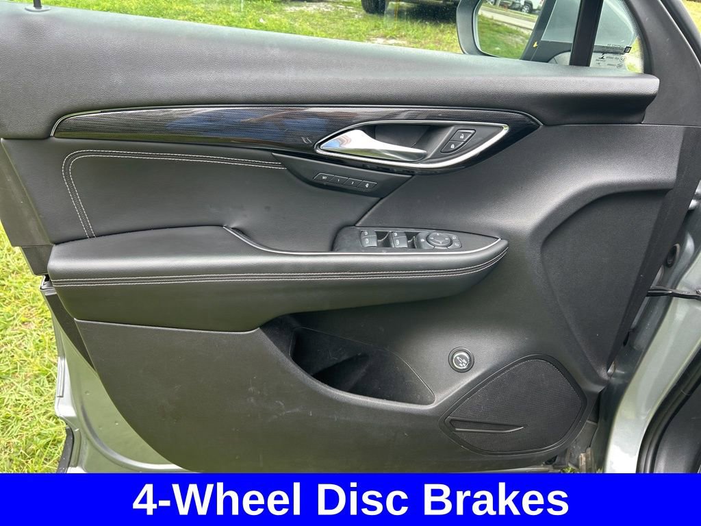Used 2023 Buick Envision Essence FWD image 12