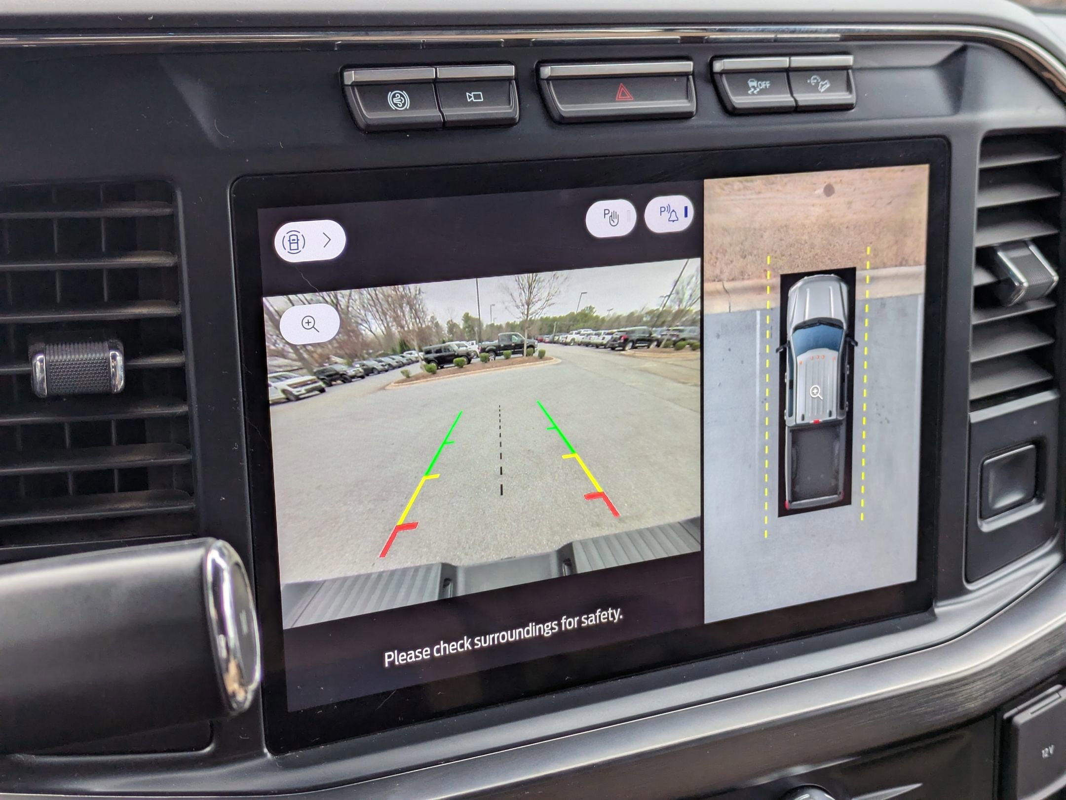 Certified 2024 Ford F350 Lariat w/ Chrome Package image 21