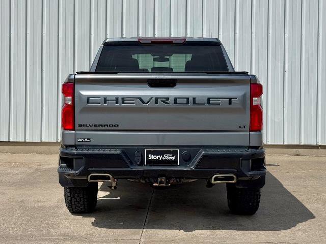 Used 2022 Chevrolet Silverado 1500 LT Trail Boss w/ LPO, Dark Essentials Package image 3