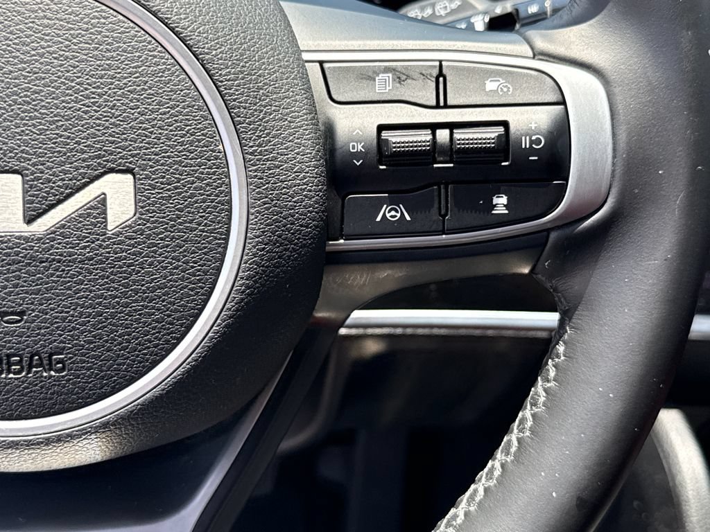 Used 2023 Kia Sportage SX FWD image 17