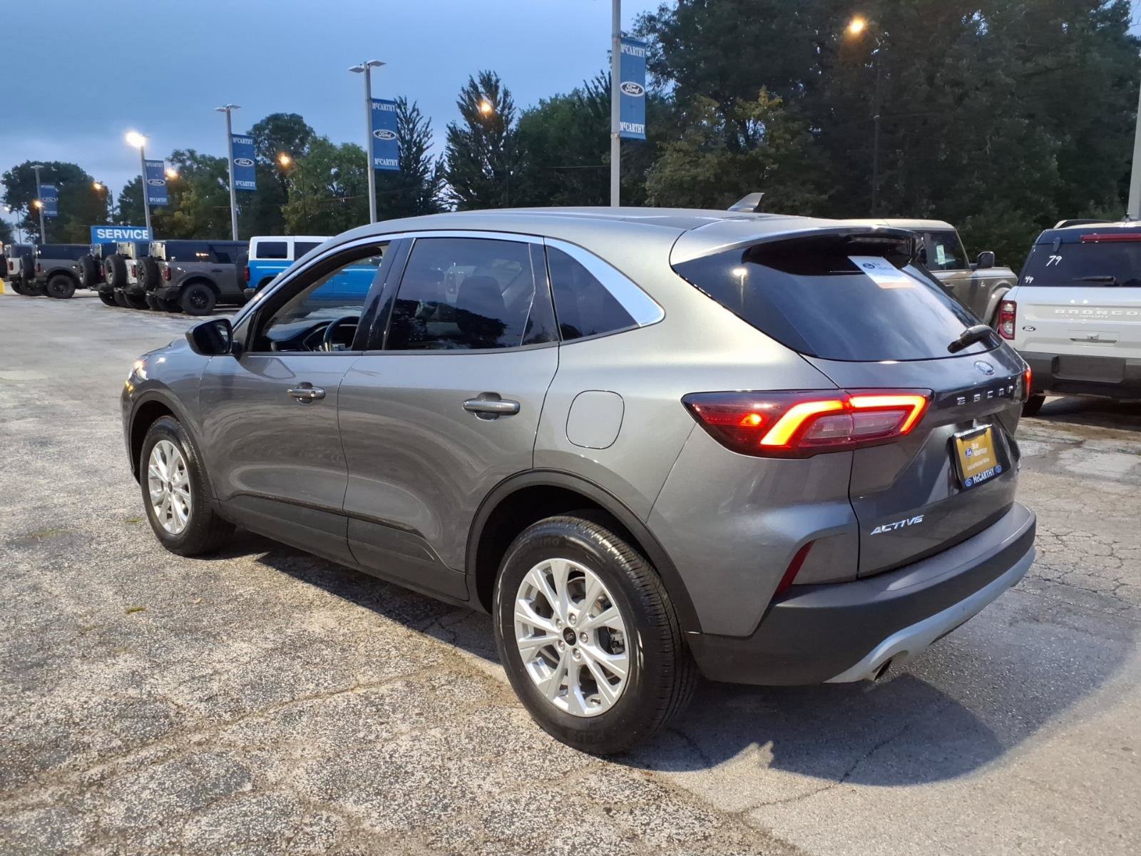 Certified 2024 Ford Escape Active AWD/4WD image 5