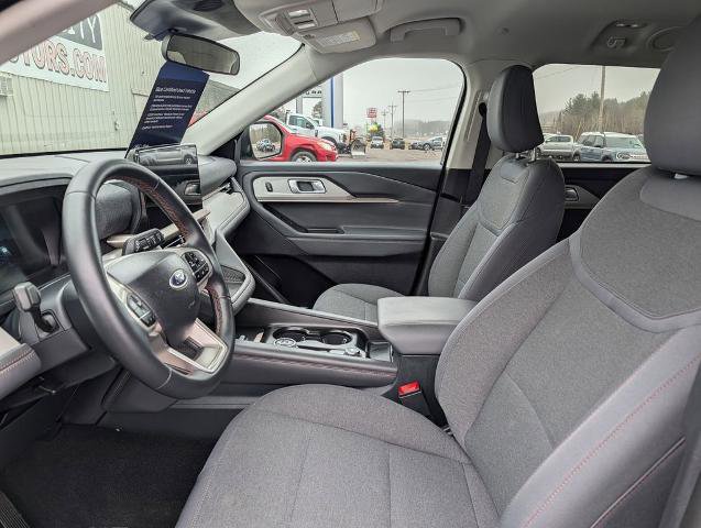 Certified 2025 Ford Explorer Active image 10