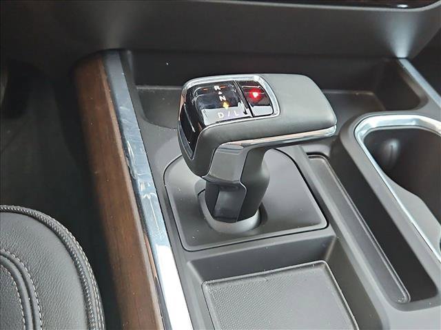 Used 2024 Chevrolet Silverado 1500 High Country AWD/4WD image 10