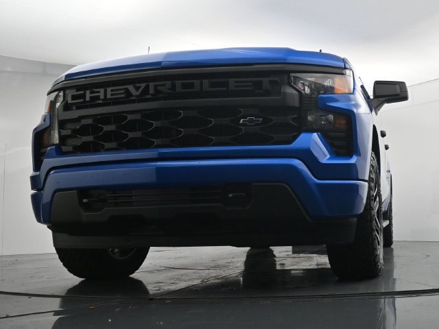 Used 2022 Chevrolet Silverado 1500 Custom w/ LPO, Dark Essentials Package AWD/4WD image 39