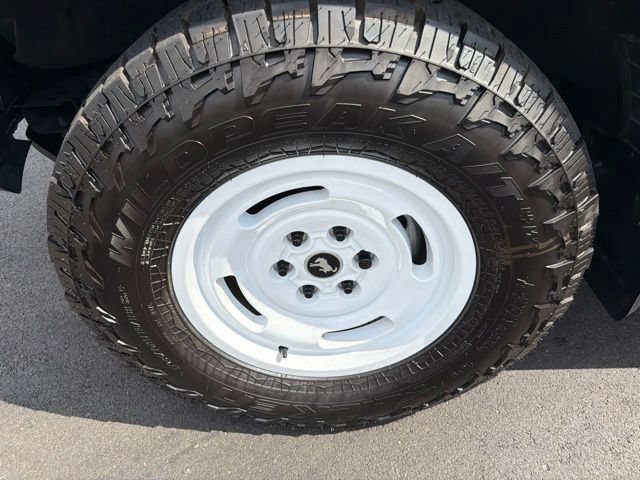 Certified 2024 Ford Bronco Heritage Edition AWD/4WD image 24