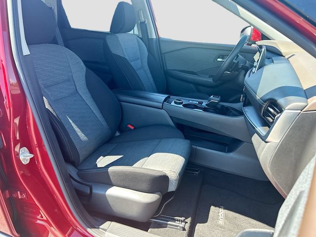 Used 2021 Nissan Rogue SV AWD/4WD image 34