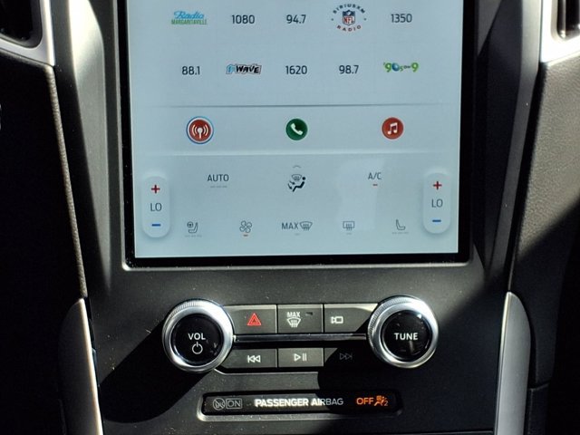 Certified 2024 Ford Edge SEL w/ Convenience Package AWD/4WD image 10
