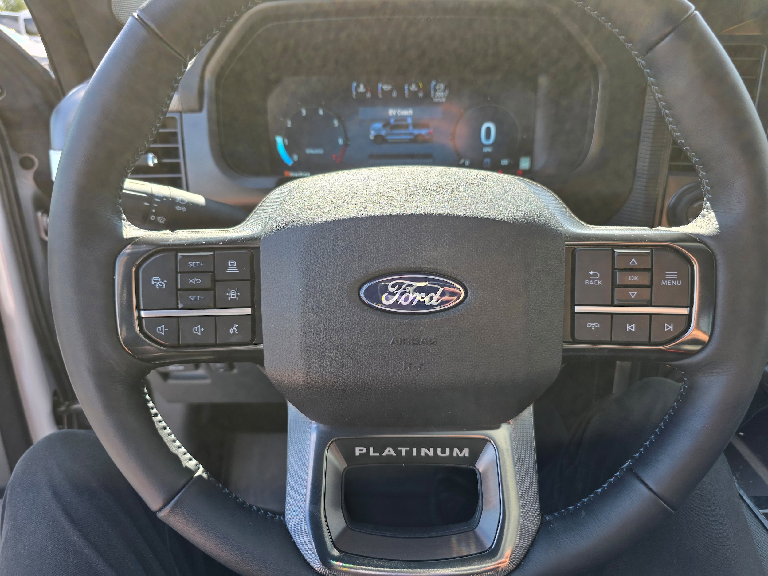 Certified 2025 Ford F150 Platinum w/ Equipment Group 702A High AWD/4WD image 13