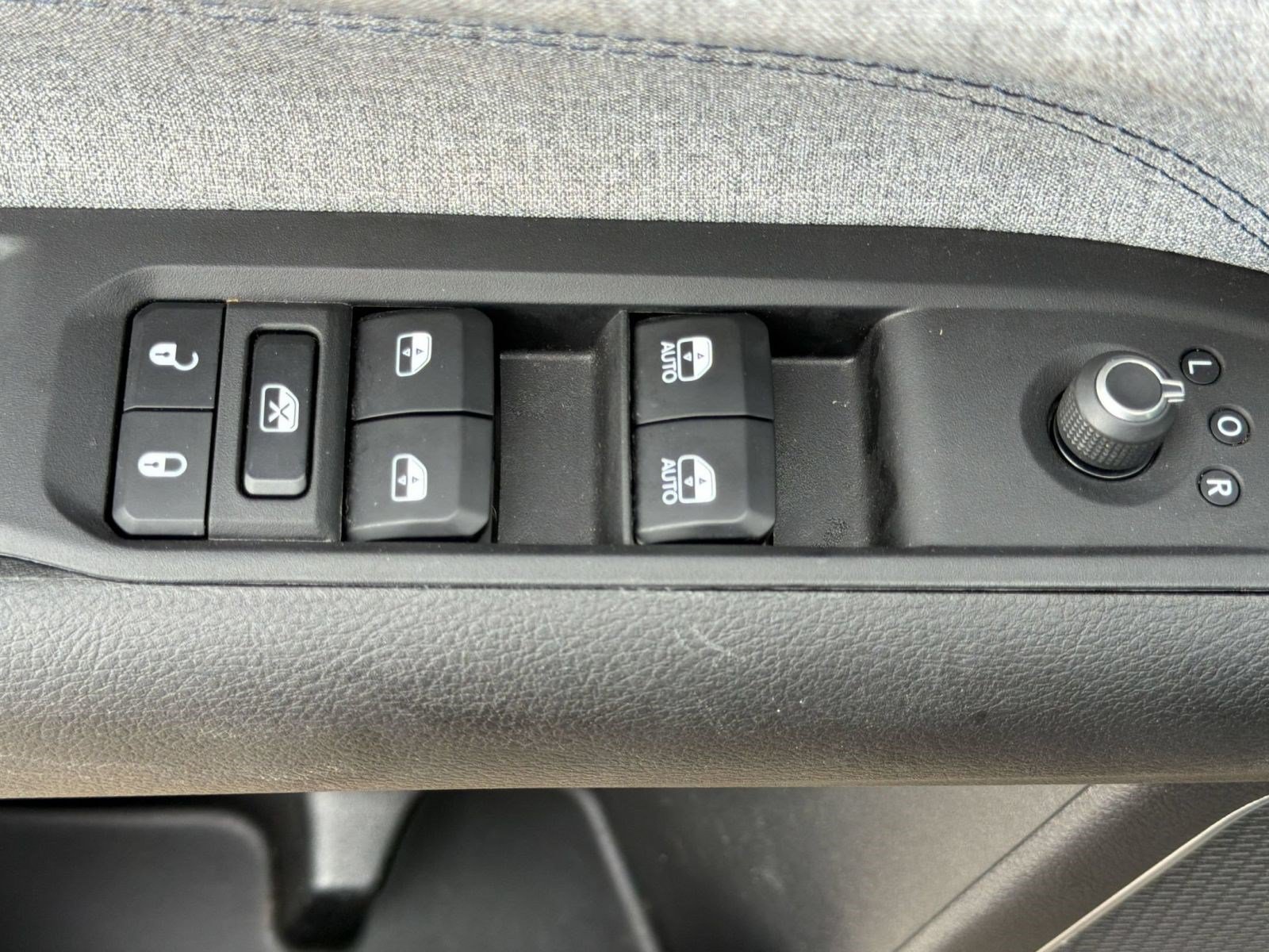 Used 2024 Jeep Compass Sport AWD/4WD image 12