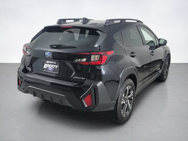 Used 2024 Subaru Crosstrek 2.0i Premium AWD/4WD image 3