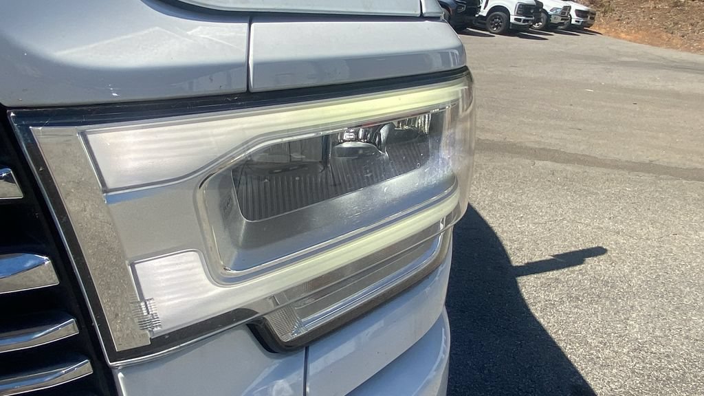 Used 2022 RAM 3500 Laramie AWD/4WD image 9