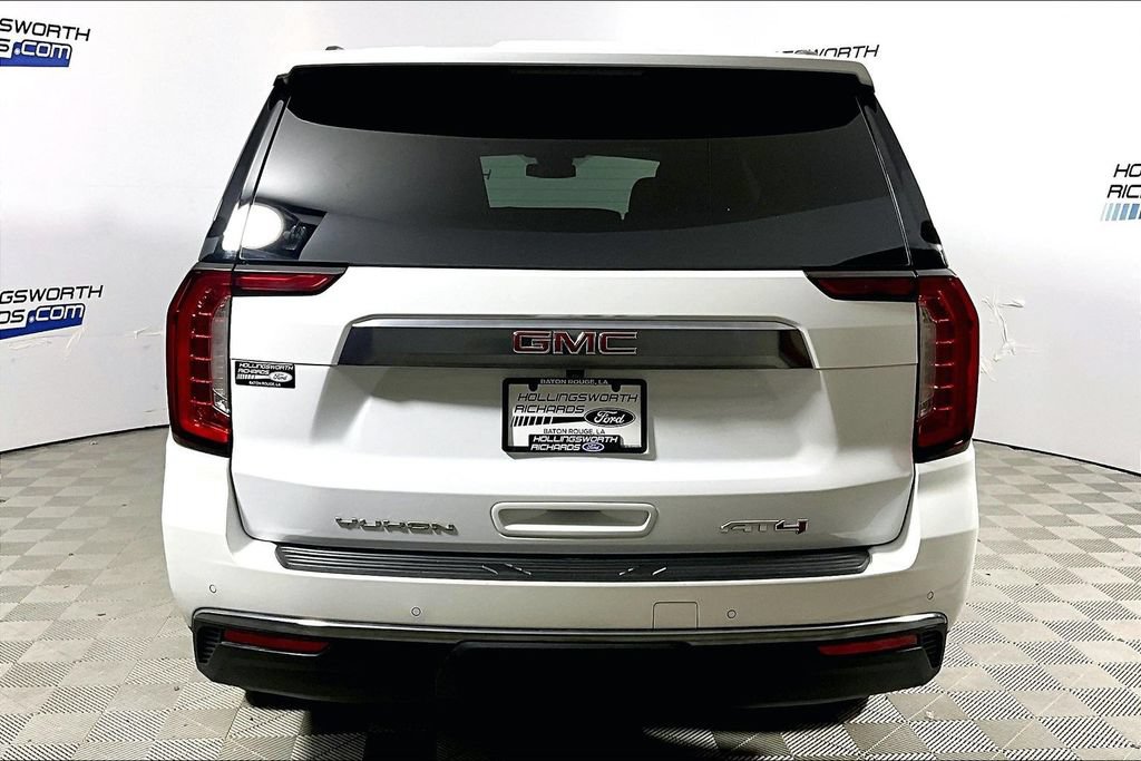 Used 2024 GMC Yukon XL AT4 w/ Technology Package AWD/4WD image 4