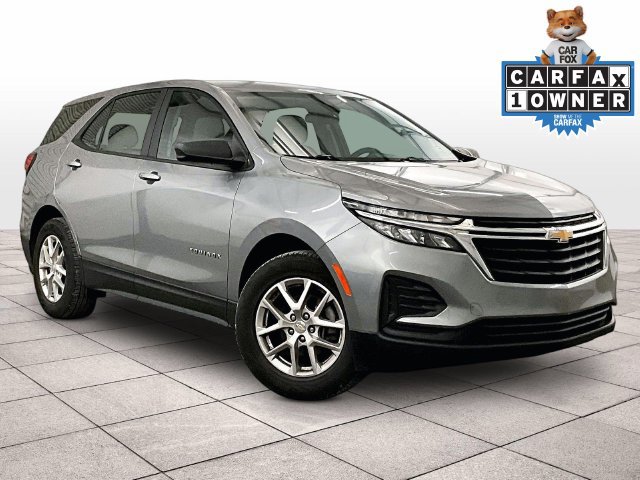 Used 2023 Chevrolet Equinox LS FWD image 2