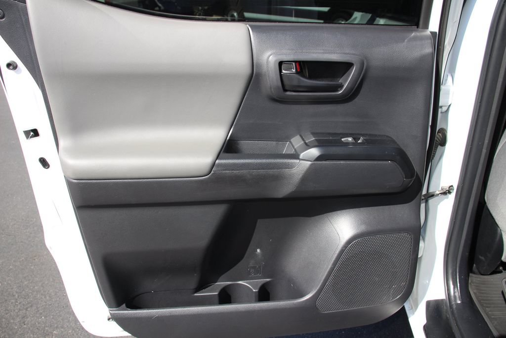 Used 2023 Toyota Tacoma SR AWD/4WD image 21