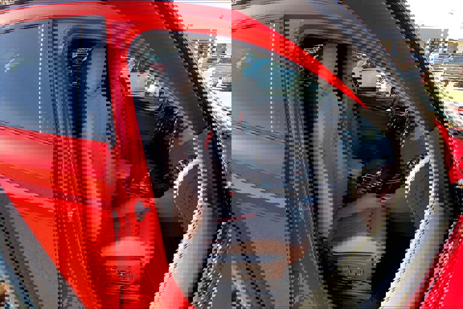 Used 2024 BMW X4 M w/ Executive Package image 8