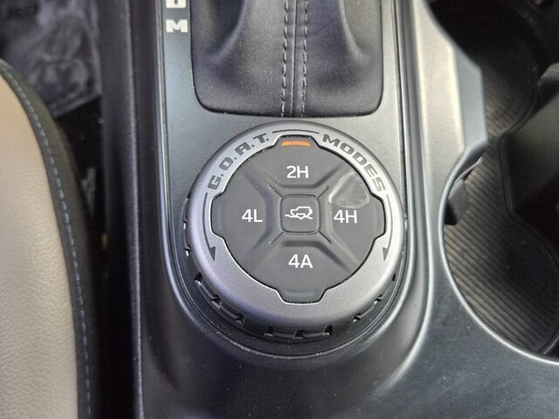 Certified 2024 Ford Bronco Wildtrak AWD/4WD image 28