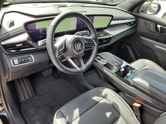 Used 2025 Buick Enclave Preferred FWD image 17
