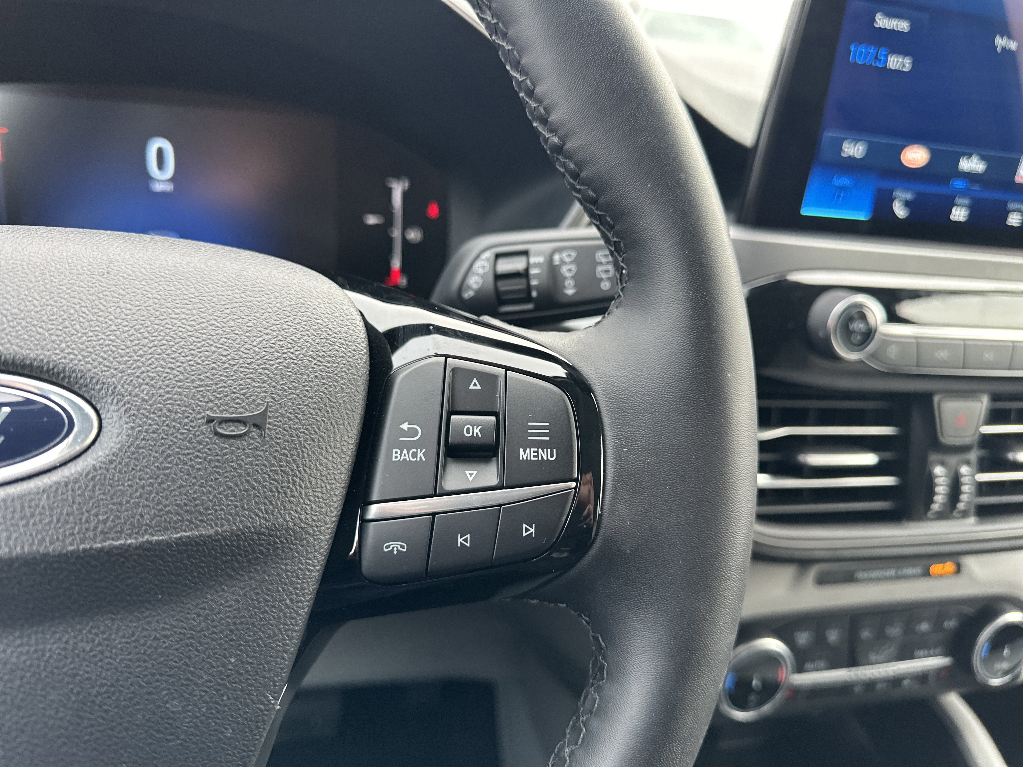 Certified 2025 Ford Escape Active w/ Cold Weather Package image 21