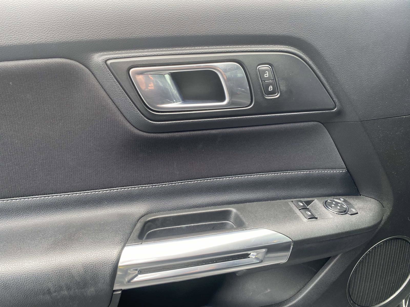 Certified 2020 Ford Mustang Coupe RWD image 15