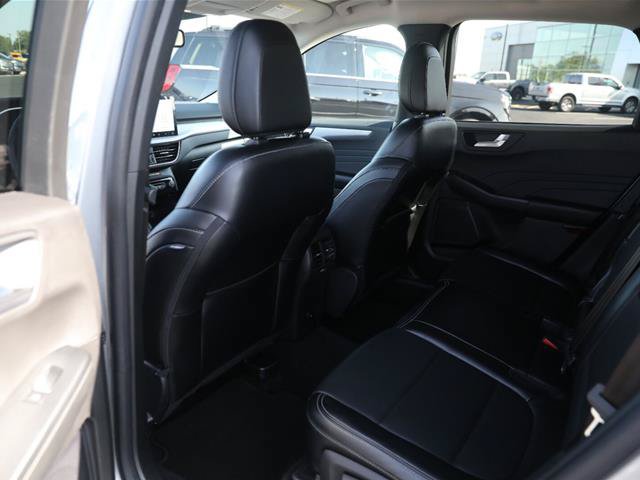 Certified 2024 Ford Escape Platinum AWD/4WD image 24