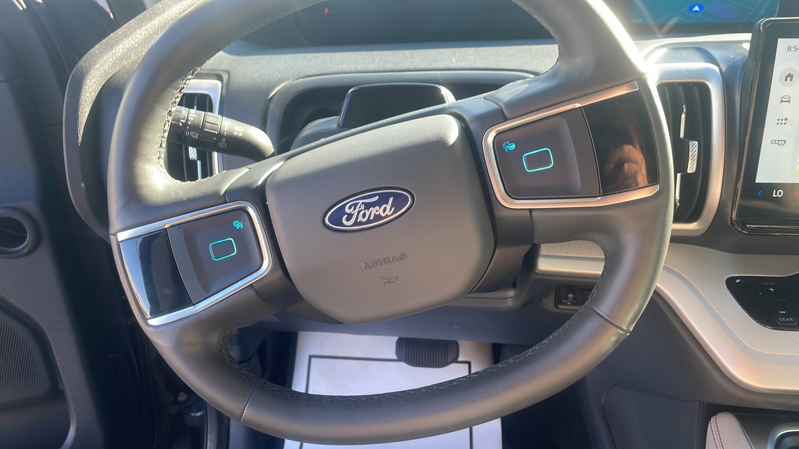 Certified 2025 Ford Expedition Active AWD/4WD image 18