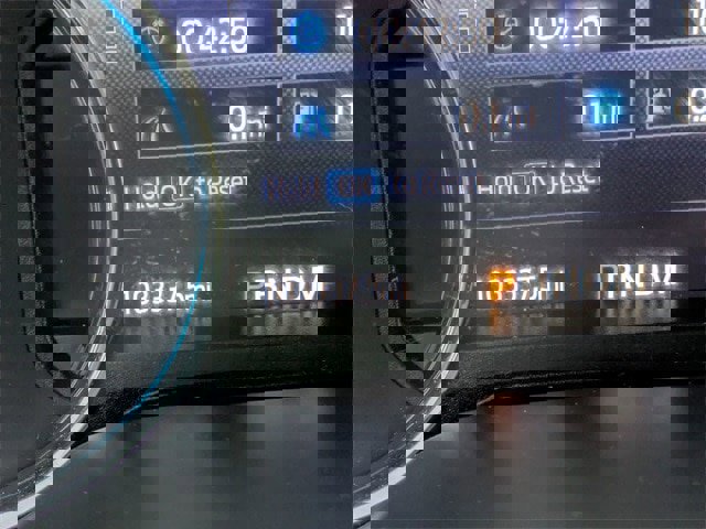 Certified 2020 Ford F350 Platinum w/ FX4 Off-Road Package image 18