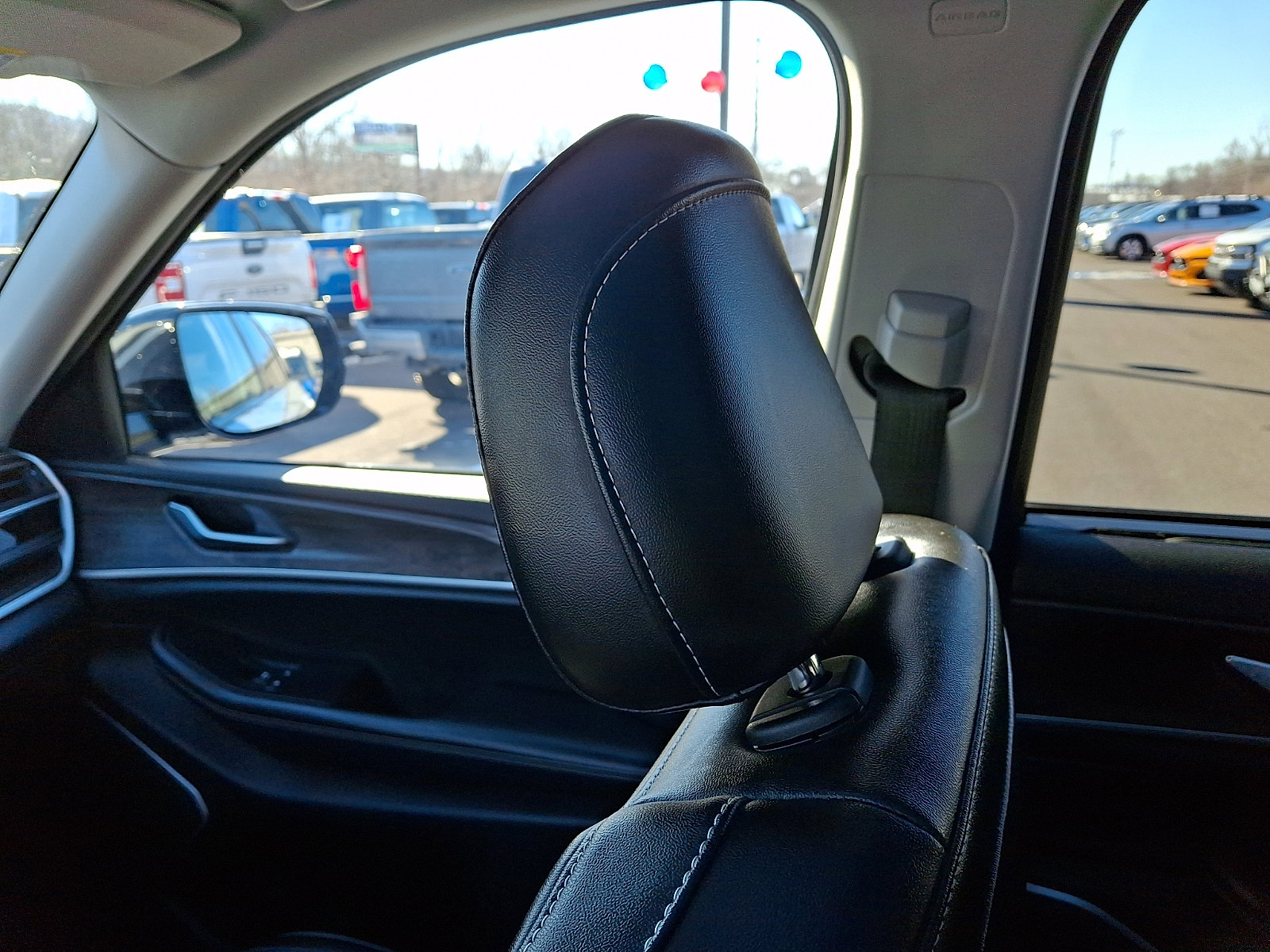 Used 2022 Jeep Grand Cherokee Limited 4xe w/ Luxury Tech Group II image 17