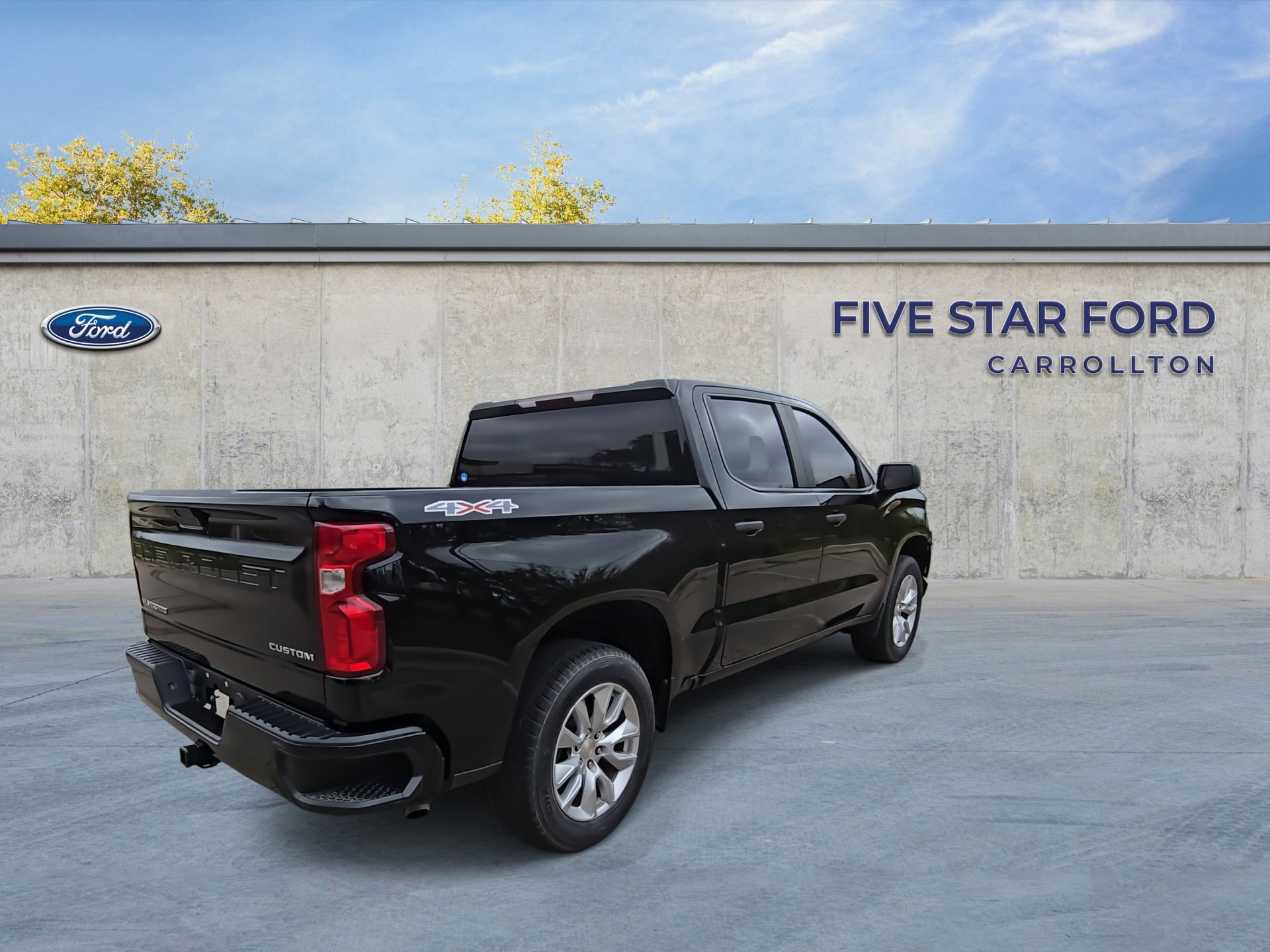 Used 2022 Chevrolet Silverado 1500 Custom image 5