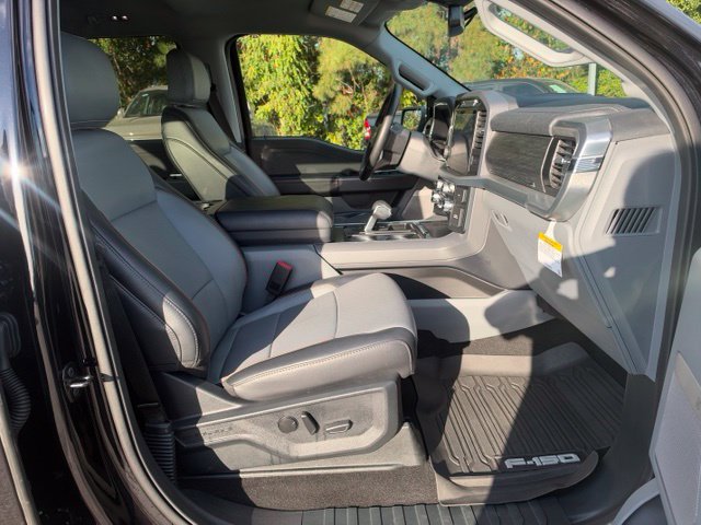 Certified 2025 Ford F150 Lariat w/ FX4 Off-Road Package AWD/4WD image 11