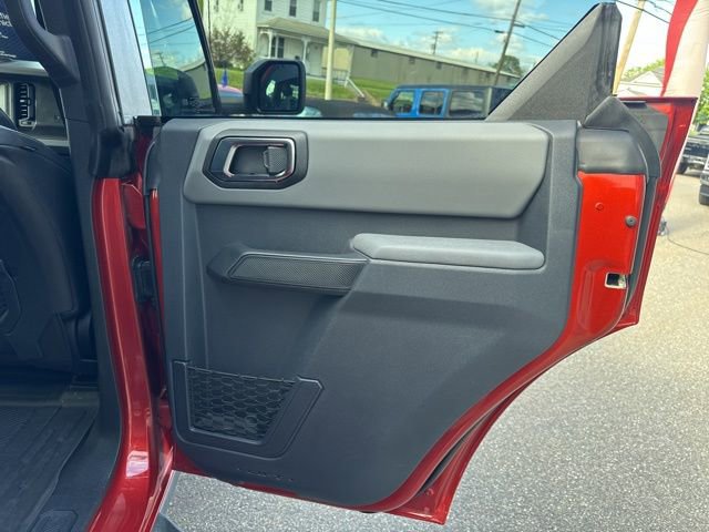 Certified 2023 Ford Bronco Big Bend w/ Sasquatch Package AWD/4WD image 38