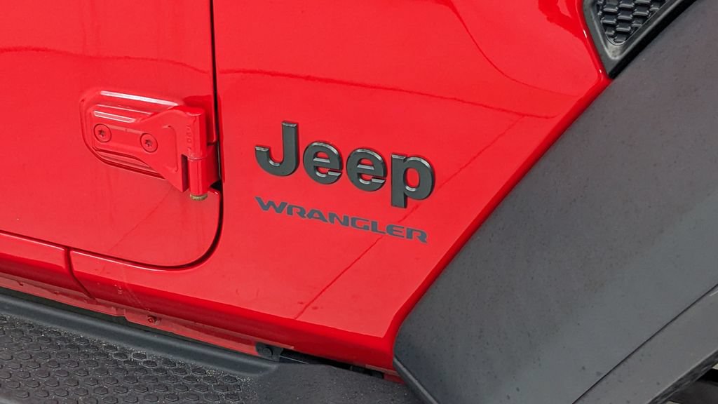 Used 2021 Jeep Wrangler Sport AWD/4WD image 37