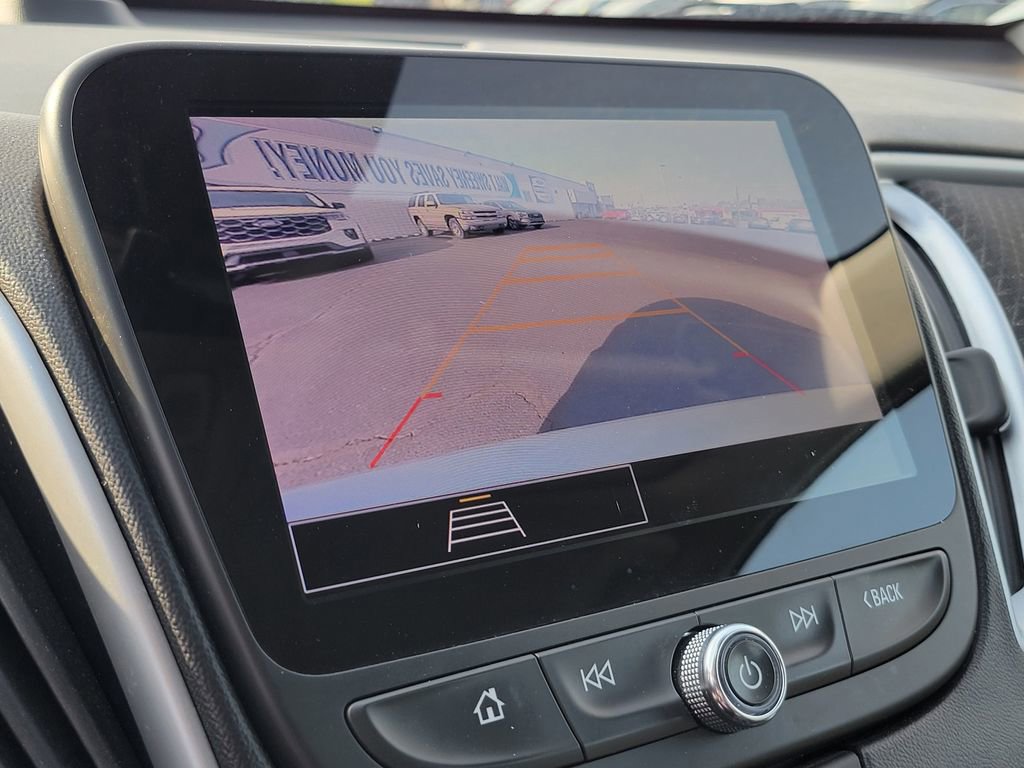 Used 2023 Chevrolet Malibu LS image 25